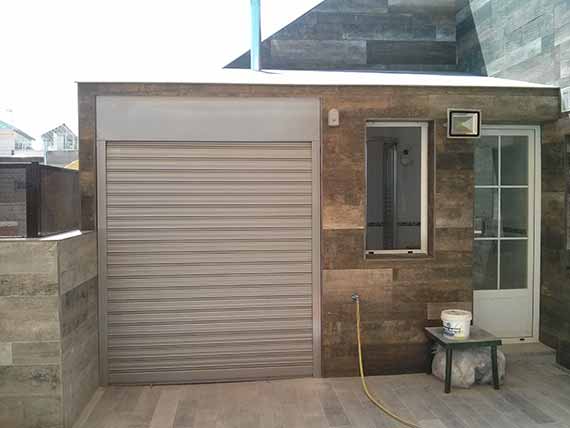 Puertas Automáticas de Garaje Enrollables de Persiana en Albacete y Ciudad Real